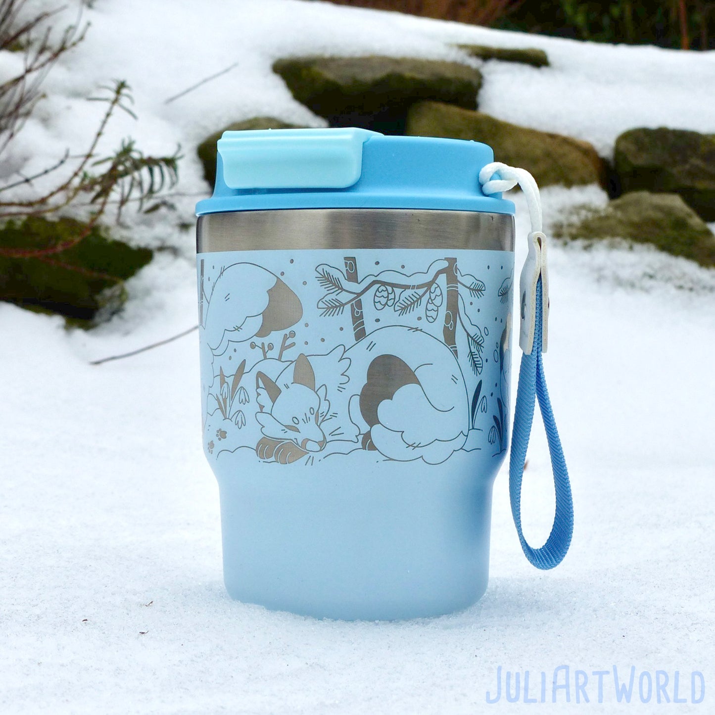 TRAVEL MUG - THREE FOXES WINTER BLUE